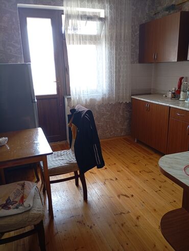 xacmazda ev satilir: 1 комната, Новостройка, 47 м²