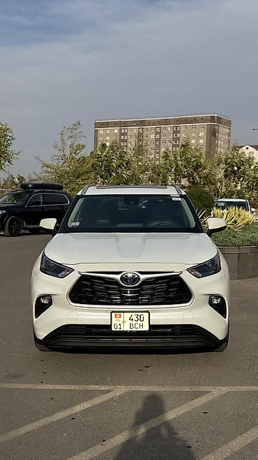 Toyota: Toyota Highlander: 2022 г., 2.5 л, Вариатор, Гибрид, Кроссовер — 1