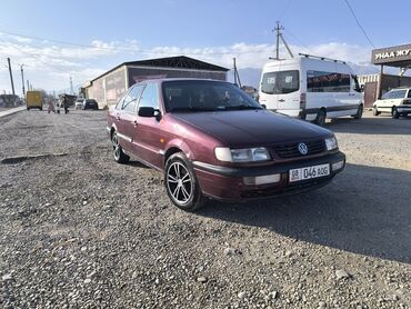 пассад б 5: Volkswagen Passat: 1994 г., 2 л, Механика, Бензин, Седан