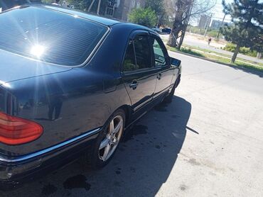 Mercedes-Benz: Mercedes-Benz E-Class: 1995 г., Седан — 2