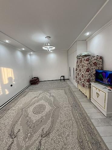 Продажа коттеджей и домов: Сдается одно комнатный дом с просторным участком без хозяина В доме — 9