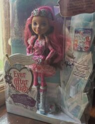 домик для куклы: Кукла Ever After High Браер Бьюти 🩷:Стояла в коллекции,полная lalafo.kg да домик для куклы: Кукла Ever After High Браер Бьюти 🩷:Стояла в коллекции,полная