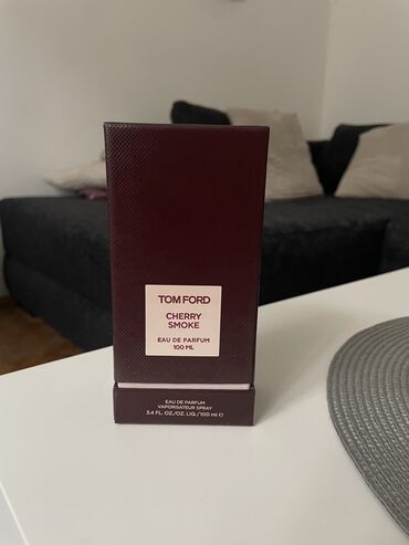 srebrni lanac sa krstom: Unisex perfume, Tom Ford, Original