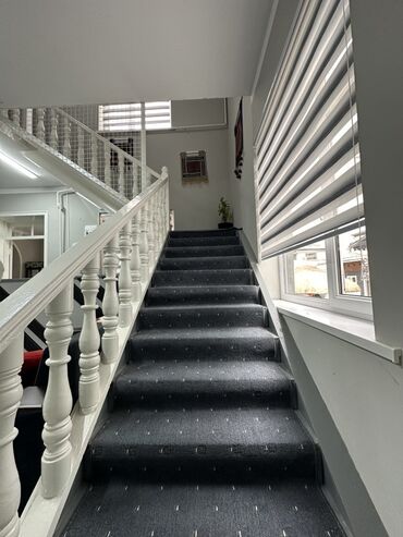 Посуточная аренда комнат: Уютный номер-студия с отдельным санузлом. Планировка и оснащение: - — 23