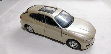 rc servo: Burago Maserati Levante,Fale retrovizori,popravljane pr.osovine — 1