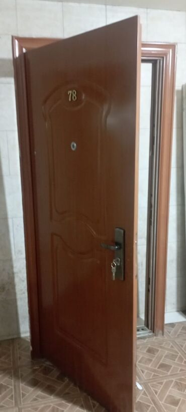 Yataq otağı dəstləri: Seyf qapi satlir 215 hun eni 96 sm çöle Sola açlir 📍140 azn Unvan lalafo.az -da Yataq otağı dəstləri: Seyf qapi satlir 215 hun eni 96 sm çöle Sola açlir 📍140 azn Unvan