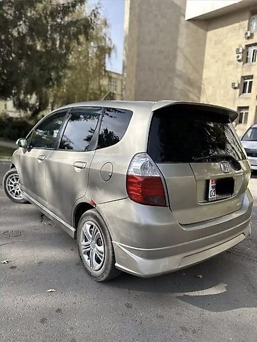 honda cl7: Honda Fit: 2005 г., 1.3 л, Автомат, Бензин, Хэтчбэк — 7