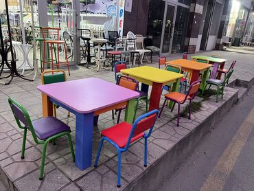 Uşaq masaları: Oğlan və qız üçün, Yeni, Siyirməsiz, Bağça masası, Stullar ilə — 5