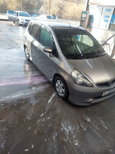 Honda: Honda Fit: 2003 г., 1.5 л, Вариатор, Бензин, Хэтчбэк