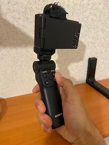 movie: Продаю. Компактная влог камера Sony ZV-1f с аксессуарами Б/У — 3