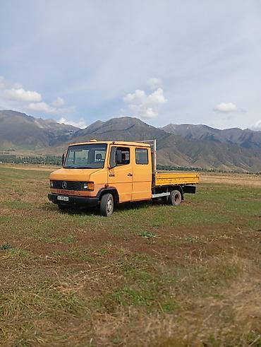 hyundai excavator: Легкий грузовик, Mercedes-Benz, Дубль, 3 т, Б/у — 1