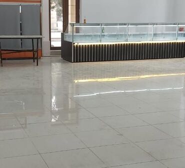 Rəf vitrinləri: Marketlerin 0-dan yüksek keyfiyyetle hazırlanması. Bütün avadanlıqlar — 16