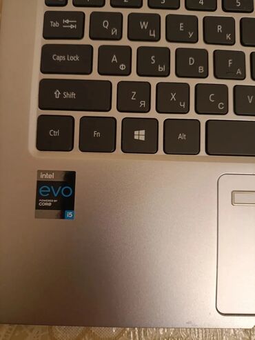 Acer: Porsche Design | Acer Book RS noutbuku Xüsusiyyətlər: - Dizayn — 4