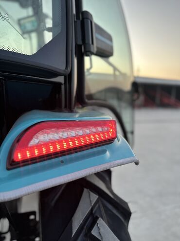 Traktorlar: Çin istehsallı RD704 Runda traktorları yüksək keyfiyyətli FAW motoru — 5