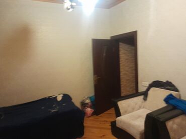 Həyət evləri və villaların satışı: Satlıq həyət evi - Tam mülkiyyətli birmərtəbəli fərdi yaşayış evi - — 22