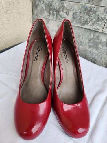 Salonke: Salonke, 38 — 8