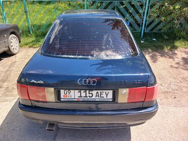 автомобиль ауди: Audi 90: 1992 г., 1.8 л, Механика, Бензин, Седан