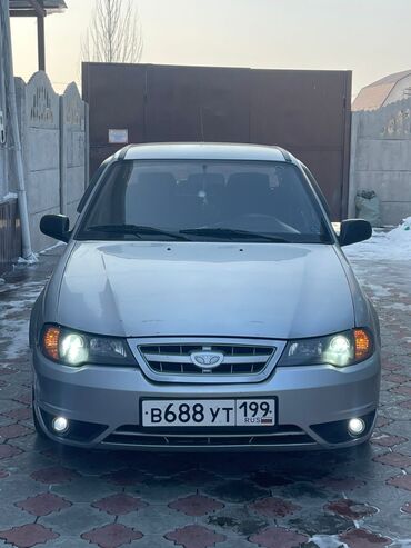 Daewoo: Daewoo Nexia: 2009 г., 1.6 л, Механика, Бензин, Седан