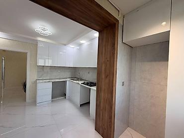 Daşınmaz əmlak: Bakı, 8-ci kilometr, 3 otaqlı, Köhnə tikili, m. Xalqlar Dostluğu, 75 kv. m — 7