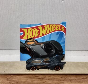 detskij velosiped hot rod: Hot wheels Batmobile