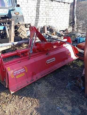 su matoru gidrafon: Traktor Belarus (MTZ) 82, 1991 il, 82 at gücü, motor 8.2 l, İşlənmiş — 4