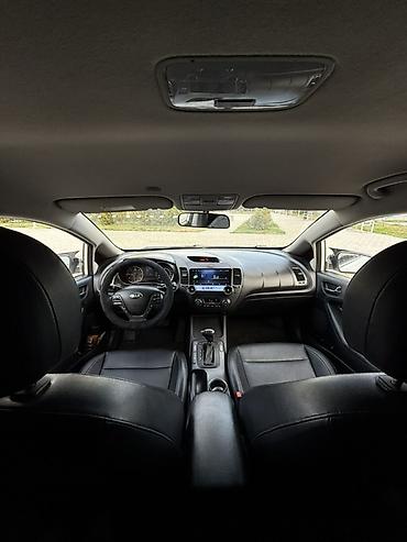 Kia: Kia K3: 1.6 l | 2014 il Sedan — 5