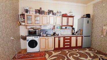tecili kuxna mebeli satiram: Metbex mebeli.moyka. olcu 3m. tecili satilir. Qiymet 180azn Unvan