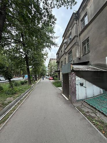 64: Продажа магазинов Отдельностоящий магазин, 64 м², Требуется ремонт, С санузлом, Цокольный этаж этаж — 3