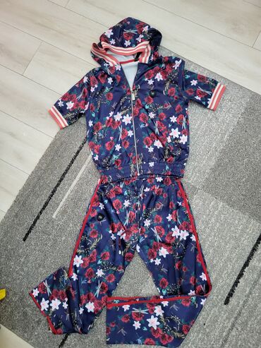 jakne xs: XS (EU 34), bоја - Šareno na lalafo.rs jakne xs: XS (EU 34), bоја - Šareno
