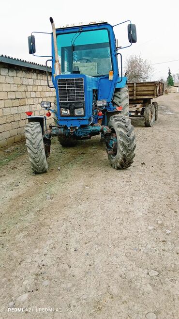 traktor altlıqlı qara qadın bosonojkaları: Traktor Belarus (MTZ) MTZ82, 1988 il, 77777 at gücü, motor 4.5 l, İşlənmiş