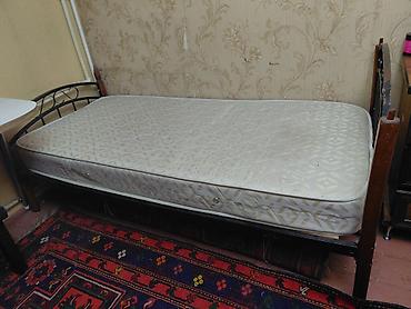 Çarpayılar: 2si 100manat təcili satılır. Dəmir karkasla 051 798 22 52 — 1
