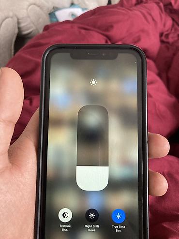 Apple iPhone: IPhone Xr, Б/у, 64 ГБ, Черный, Чехол, 78 % — 9