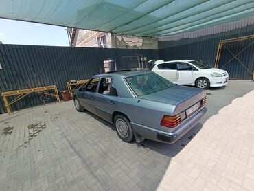 решетка на мерседес 210: Mercedes-Benz W124: 1991 г., 2.3 л, Механика, Седан