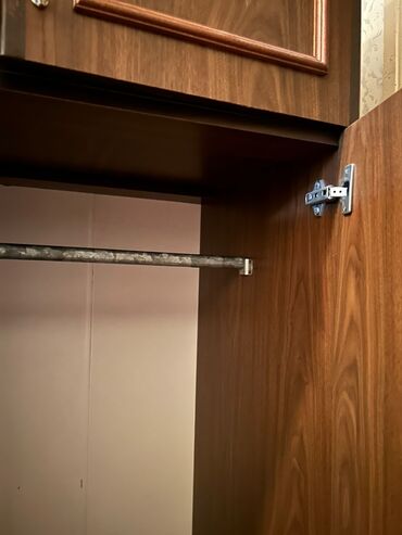 Dolablar: İşlənmiş, 4 qapılı Düz dolab, Qarderob, paltar dolabı — 8