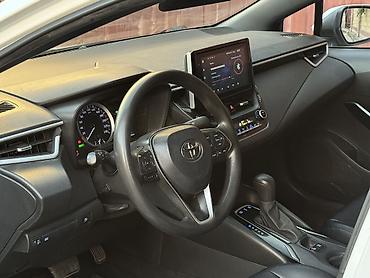 авторынок унаа: Toyota Corolla: 2021 г., 1.8 л, Вариатор, Гибрид, Седан — 6