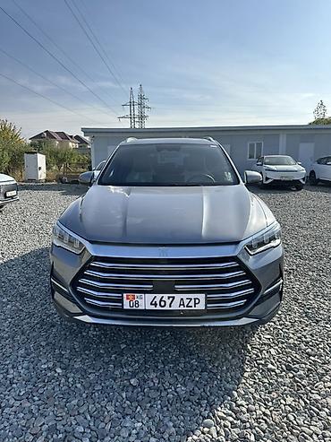 BYD: BYD Song Pro: 2022 г., Гибрид, Кроссовер — 4