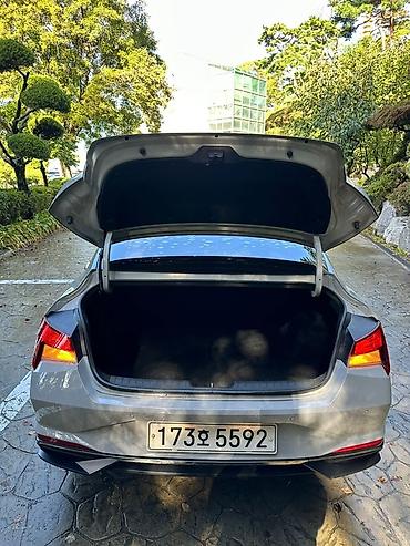 Hyundai: Hyundai Elantra: 2021 г., Бензин, Седан — 4