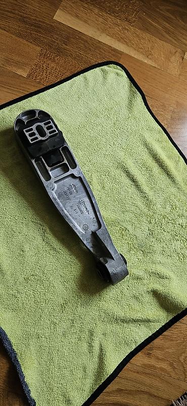 buggy motor: Məhsul: Mühərrik dayağı (alt tork dayağı / “dogbone” tip) Təyinat — 1