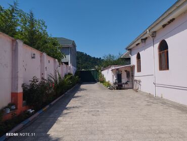 Həyət evləri və villaların satışı: 4 otaqlı, 130 kv. m — 3