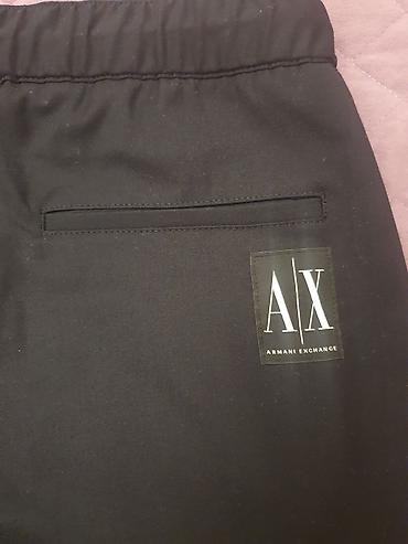 emperio armani: Armani Exchange (A|X) kişi şalvarı. Az işlənmiş Qara rəngdə, müasir və — 4