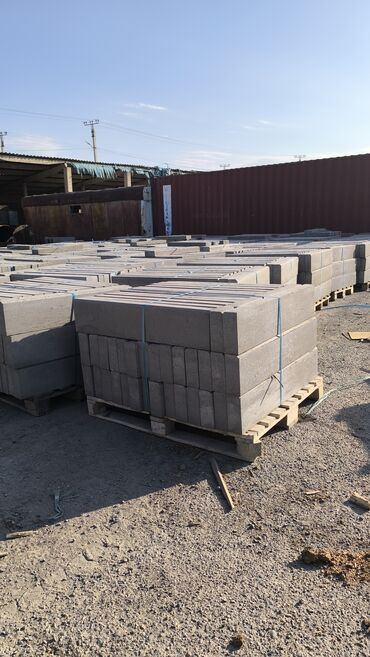 Бордюры: Бордюр, Гарантия, Бесплатная доставка, Бесплатный выезд at lalafo.kg — 30 Бордюры: Бордюр, Гарантия, Бесплатная доставка, Бесплатный выезд — 30