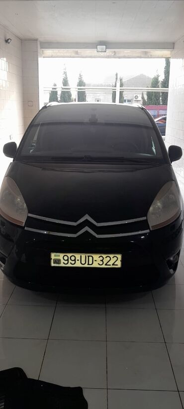 бампер на гольф 2: Citroen C4: 1.6 l | 2007 il 294000 km Hetçbek