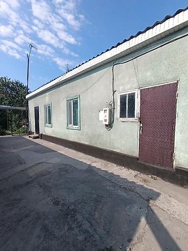 Продажа коттеджей и домов: Дом,10 соток,5+2 комнаты В центре Беловодское продается добротный — 5