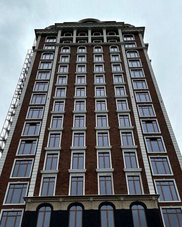 жк мансара: 3 комнаты, 119 м², Элитка, 3 этаж, ПСО (под самоотделку)