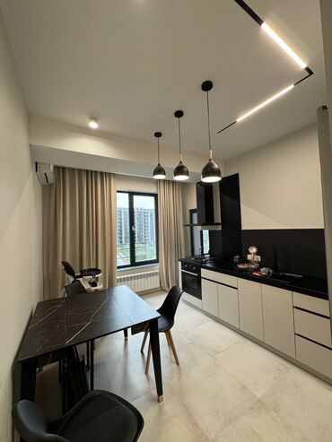 Продажа квартир: 2 комнаты, 58 м², Элитка, 4 этаж, Дизайнерский ремонт