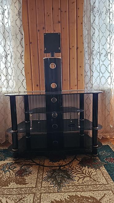 ev aksesuar: TV stendi və konsol - Material: parlaq qara şüşə səthlər və möhkəm — 4