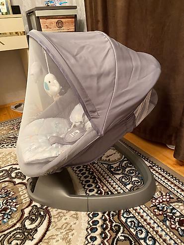 boy aynası ikinci el: Oğlan və qız üçün, İşlənmiş, Dördbucaq, Beşik, Dəstsiz, Matras ilə, Yellənmə mexanizmi ilə — 3