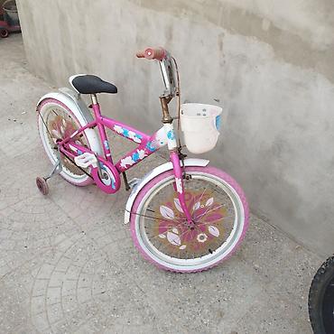 velosiped sidenya: Uşaq velosipedi – qızlar üçün dekorativ çiçək naxışlı, çəhrayı-ağ — 3