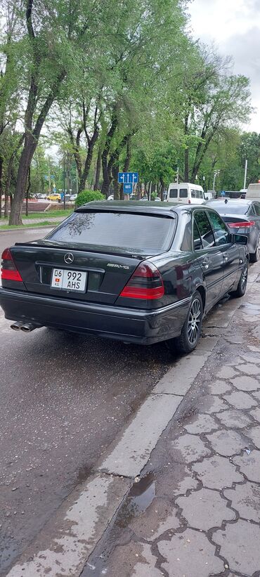 Mercedes-Benz G-Class: 1998 г., 1.8 л, Механика, Бензин, Седан