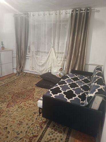 пол дом рабочий городок: 70 м², 3 комнаты, Бронированные двери, Парковка, Забор, огорожен
